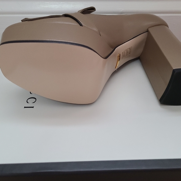 Gucci Marmont GG Platform Fringe Pump - Picture 8 of 16